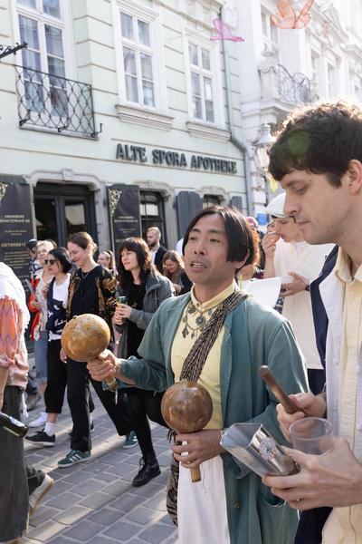 Tangente St. Pölten: Straßenfest Alien Disko Parade (4.5.2024) Foto: eSeL.at - Lorenz Seidler Foto: eSeL Lorenz Seidler