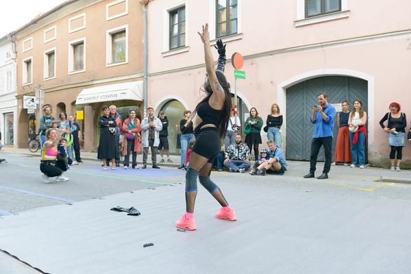 TangenteStraßenfest (Linzer Straße / Festivalzentrum, 21.9.2024) Foto: eSeL.at - Nathan Murrell