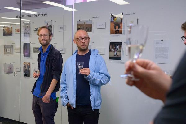 Vernissage: eSeL ABC feat. Jörg Piringer (eSeL Rezeption, 24.9.2024) Foto: eSeL.at - Nathan Murrell
