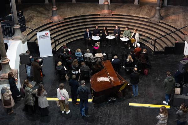 Pressekonferenz Vienna Art Week - 20 Jahre. (Semperdepot, 8.11.2024) Foto: eSeL.at - Lorenz Seidler