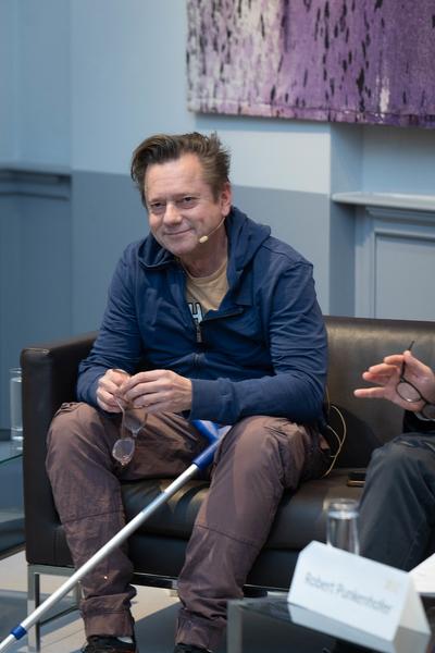 VIENNA ART WEEK Line Up 2024: Künstler:innengespräch mit Claudia Märzendorfer &amp; Manfred Erjautz (Dorotheum, 14.11.2024) Foto: eSeL.at - Lorenz Seidler