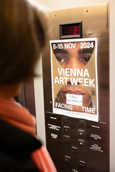 VIENNA ART WEEK Line Up 2024: "Ethics and Politics in Times of AI" Mark Coeckelberg im Gespräch mit Christoph Thun-Hohenstein (Dorotheum, 14.11.2024) Foto: eSeL.at - Lorenz Seidler