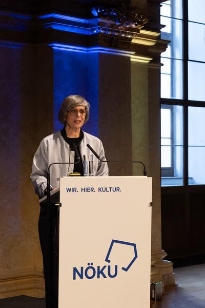Keynote Tulga Beyerle @ &quot;Wie viel Utopie braucht die Kunst?&quot; Symposium 25 Jahre NÖKU (26.3.2025) Foto: eSeL.at - Lorenz Seidler