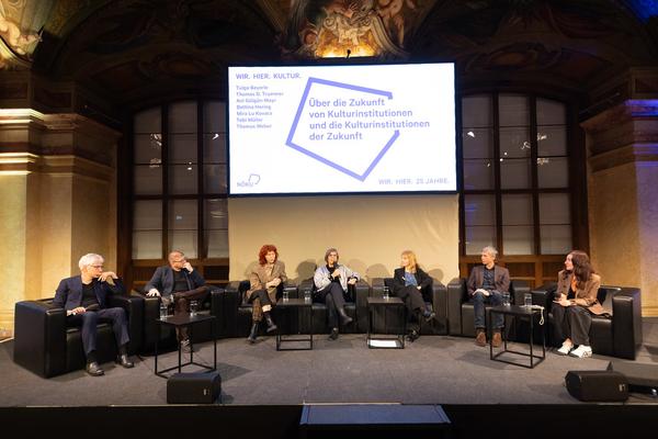 "Wie viel Utopie braucht die Kunst?" Symposium 25 Jahre NÖKU (26.3.2025) Foto: eSeL.at - Lorenz Seidler
