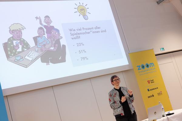 Zoom Kindervorlesung: Sabine Harrer &quot;Vielfalt gewinnt - Fairness im Spiel&quot; (30.3.2025) Foto: eSeL.at - Lorenz Seidler