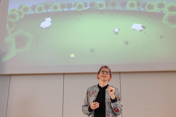 Zoom Kindervorlesung: Sabine Harrer "Vielfalt gewinnt - Fairness im Spiel" (30.3.2025) Foto: eSeL.at - Lorenz Seidler