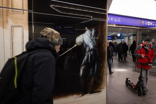 Eröffnung: Christian Kosmas Mayer &quot;Der verlorene Garten&quot; (KOER Wien @ ÖBB / U6 Station Meidling, 11.2.2025) Foto: eSeL.at - Lorenz Seidler