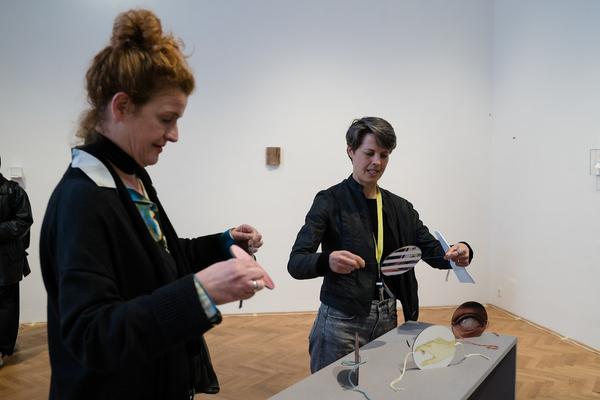 Opening: Come Closer (Akademie der bildenden Künste Wien, 10.04.2025) Foto: eSeL.at - Sarah Tasha