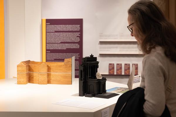 Denkmal 1945/2025. Künstlerische Entwürfe für die Zweite Republik (Haus der Geschichte Österreich, 22.4. - 23.11.2025) Foto: eSeL.at - Lorenz Seidler