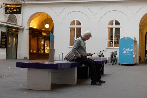 DOMerstagabend: Mieze Medusa &amp; Yasmo in einer Spoken Word Performance (Dom Museum Wien, 24.4.2025) Foto: eSeL.at - Lorenz Seidler