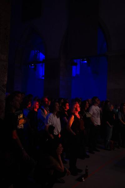donaufestival: Shovel Dance Collective (Minoritenkirche Stein, 10.5.2025) Foto: eSeL.at - Lorenz Seidler