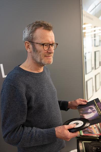 Tex Rubinowitz &quot;Mobile Dj Skulptur&quot; (eSeL Rezeption, 29.1.2025) Foto: eSeL.at - Lorenz Seidler