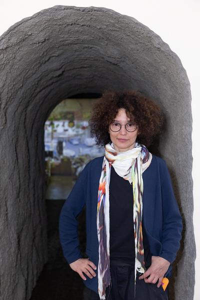 Mika Rottenberg "Antimatter Factory" (Kunst Haus Wien - Museum Hundertwasser, 27.2.-10.8.25) Foto: eSeL.at - Lorenz Seidler