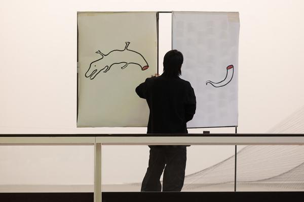 Sunggu Hong "Lizard Tale (a Lie that seems Like a Lie) @ Performing the Line (Belvedere 21, 20.2.2025) Foto: eSeL.at - Lorenz Seidler