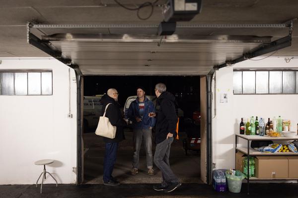 Porous ("Sammlung Fogarasi" Garage Puchsbaumplatz, 11.2. - 15.2.2025) Foto: eSeL.at - Lorenz Seidler