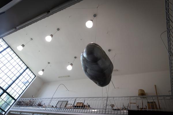 Akademie der Bildenden Künste Wien: Abschlussarbeiten 18/19 (Bildhauerateliers Kurzbauergasse) https://www.akbild.ac.at/Portal/organisation/aktuelles/ausstellungen-vermittlung/abschlussarbeiten-18-19 | Foto: eSeL Foto: eSeL.at - Lorenz Seidler