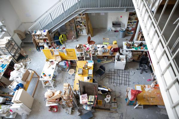 Akademie der Bildenden Künste Wien: Abschlussarbeiten 18/19 (Bildhauerateliers Kurzbauergasse) https://www.akbild.ac.at/Portal/organisation/aktuelles/ausstellungen-vermittlung/abschlussarbeiten-18-19 | Foto: eSeL Foto: eSeL.at - Lorenz Seidler