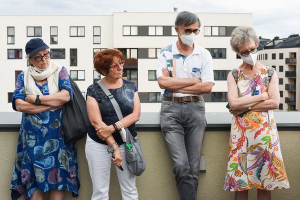 Az W Exkursion /  Architekturzentrum Wien: Besondere Raumangebote
Atelierhaus C21, Gleis 21 und Grätzelmixer