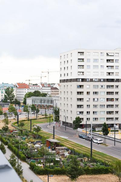 Az W Exkursion /  Architekturzentrum Wien: Besondere Raumangebote
Atelierhaus C21, Gleis 21 und Grätzelmixer