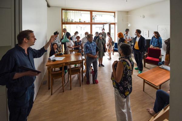 Az W Exkursion /  Architekturzentrum Wien: Besondere Raumangebote
Atelierhaus C21, Gleis 21 und Grätzelmixer
