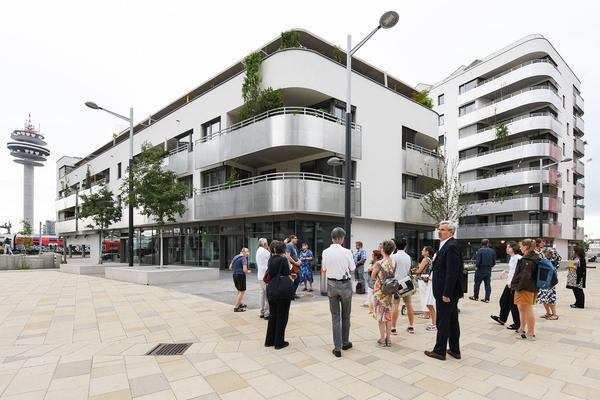Az W Exkursion /  Architekturzentrum Wien: Besondere Raumangebote
Atelierhaus C21, Gleis 21 und Grätzelmixer