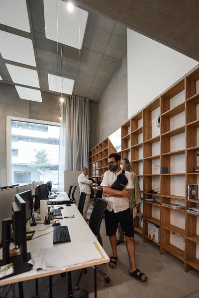 Az W Exkursion /  Architekturzentrum Wien: Besondere Raumangebote
Atelierhaus C21, Gleis 21 und Grätzelmixer
