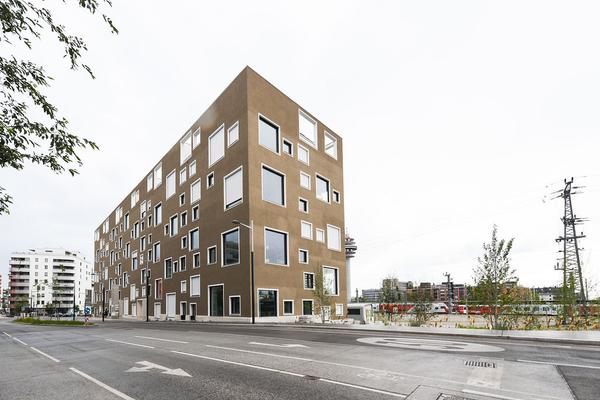 Az W Exkursion /  Architekturzentrum Wien: Besondere Raumangebote
Atelierhaus C21, Gleis 21 und Grätzelmixer
