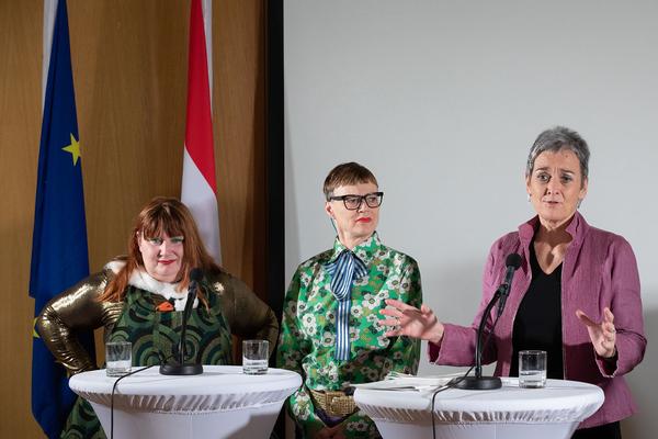 Jakob Lena Knebl & Ashley Scheirl. Pressekonferenz Österr. Pavillon @ Biennale Venedig (25.2.2020) Foto: eSeL Foto: eSeL.at - Lorenz Seidler