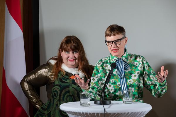 Jakob Lena Knebl & Ashley Scheirl. Pressekonferenz Österr. Pavillon @ Biennale Venedig (25.2.2020) Foto: eSeL Foto: eSeL.at - Lorenz Seidler