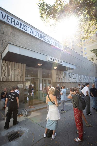 brut am Schwendnermarkt: Pressekonferenz (14.9.2020) http://brut-wien.at | Foto: eSeL Foto: eSeL.at - Lorenz Seidler