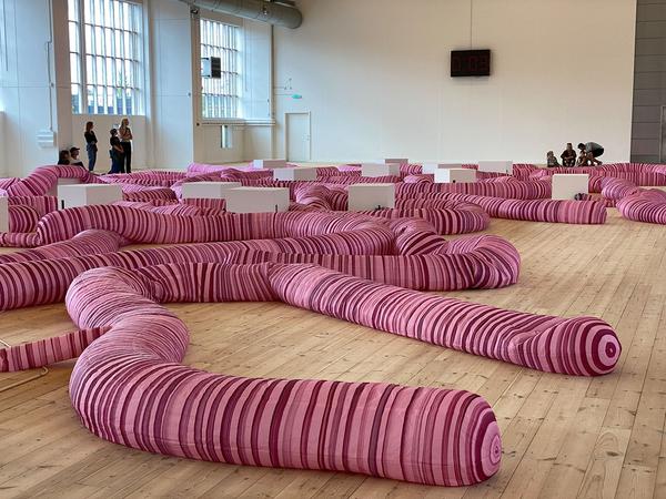 Copenhagen Contemporary: David Shrigley - Do Not Touch the Worms (25.6. - 30.12.2020) https://copenhagencontemporary.org/in-focus | Foto: eSeL