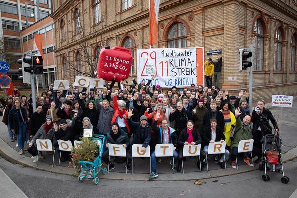 Universität für Angewandte Kunst / Die Angewandte  - Weltweiter Klimastreik (29.11.2019) Foto: eSeL Foto: eSeL.at - Lorenz Seidler