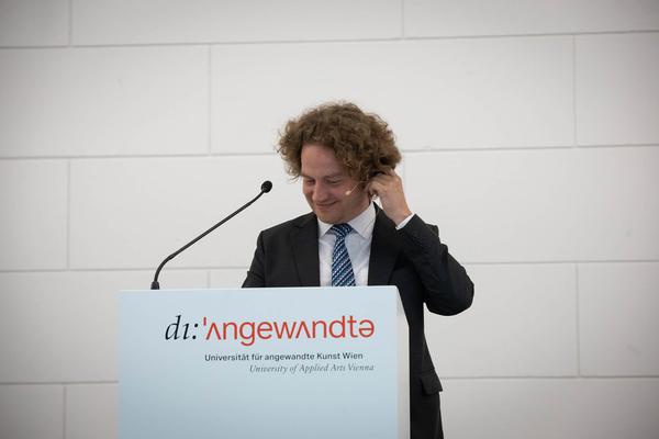 Universität für Angewandte Kunst / Die Angewandte: Sponsion / Prompotion (2.7.2021 - Nachmittag) Foto: eSeL.at - Lorenz Seidler Foto: eSeL.at - Lorenz Seidler