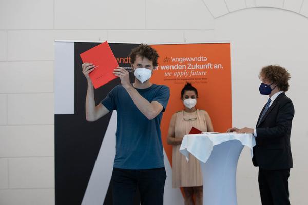 Universität für Angewandte Kunst / Die Angewandte: Sponsion / Prompotion (2.7.2021 - Vormittag) Foto: eSeL.at - Lorenz Seidler Foto: eSeL.at - Lorenz Seidler