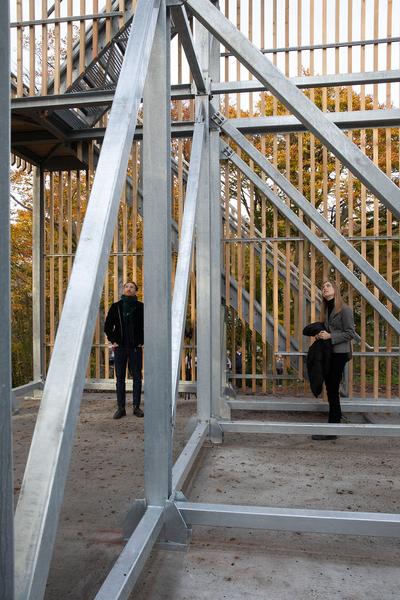 Kunst im öffentlichen Raum Niederösterreich: Aussichtsturm "Die Vierte Wand" von Eldine Heep und Klemens Schillinger am Seekopf / Rossatz (25.10.2020) https://publicart.at/de/kalender/?pid=1022 | Foto: eSeL Foto: eSeL.at - Lorenz Seidler