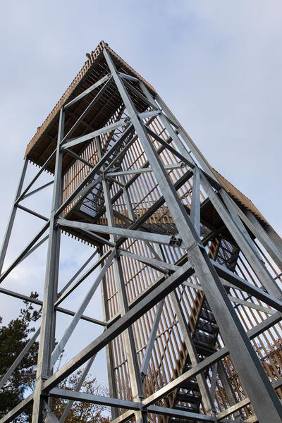 Kunst im öffentlichen Raum Niederösterreich: Aussichtsturm "Die Vierte Wand" von Eldine Heep und Klemens Schillinger am Seekopf / Rossatz (25.10.2020) https://publicart.at/de/kalender/?pid=1022 | Foto: eSeL Foto: eSeL.at - Lorenz Seidler