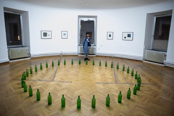 das weisse haus: Eröffnungen „Oh…fabelhaft“ & „One Day You Will Miss Me“ - Julia Gaisbacher (Eröffnung: 24.9.2018) http://w.dasweissehaus.at | Foto: eSeL Foto: eSeL.at - Lorenz Seidler