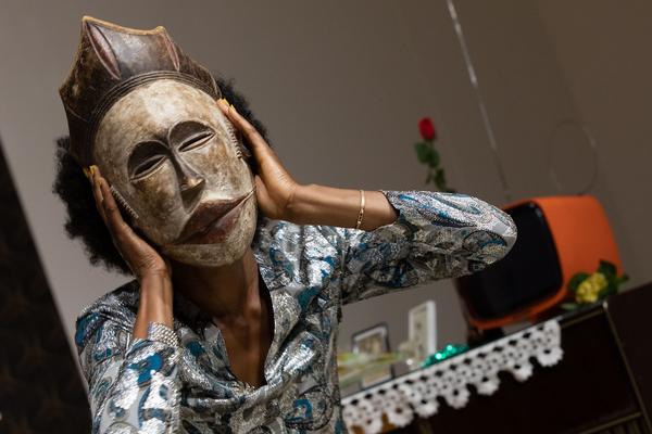 Kunstraum Niederösterreich: H13 Performance Award 2019  - Helena Eribenne (4.9.2019) https://www.kunstraum.net/de/ausstellungen/h13-2019-helena-eribenne | Foto: eSeL Foto: eSeL.at - Lorenz Seidler