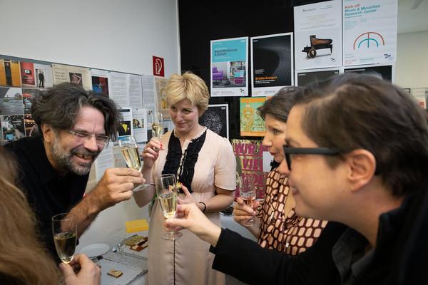 The Dissident Goddesses‘ Network Temple Architecture Price 2019: Barbara Ungepflegt & Ela Posch  (29.11.2019) https://esel.at/termin/104029 | Foto: eSeL Foto: eSeL.at - Lorenz Seidler