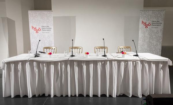 Haus der Geschichte Österreich: Buchpräsentation: 100x Österreich – Neue Essays aus Literatur und Wissenschaft (16.10.2018, Camineum der OeNB) xhttps://esel.cc/hdgoe_100xOE | Foto: eSeL Foto: eSeL.at - Lorenz Seidler