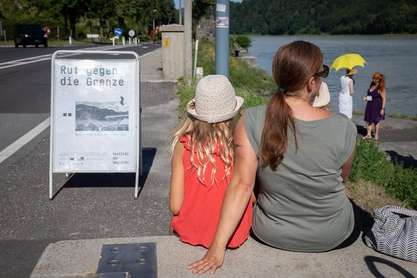 Festival der Regionen: transparadiso - Ruf gegen die Grenze (29.6.2019) https://fdr.at/project/ruf-gegen-die-grenze | Foto: eSeL Foto: eSeL.at - Lorenz Seidler