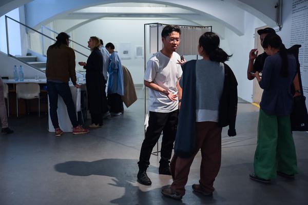 das weisse haus: Finissage "Parallax Trading" (18.5.2019)  https://w.dasweissehaus.at |  Foto: http://eSeL.at - Joanna Pianka Foto: eSeL.at - Joanna Pianka