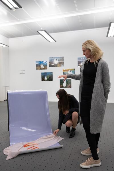 FOTO WIEN: Curators Choice Exhibition Talk  (21.3.2019) https://esel.cc/fotowien_bodyfiction | Foto: eSeL Foto: eSeL.at - Lorenz Seidler