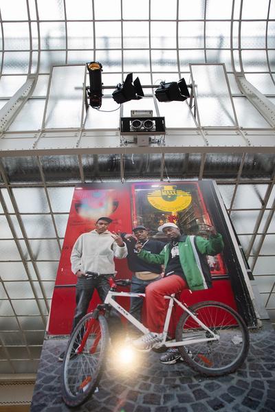 FOTO WIEN: Urbane Zonen/ Zones Urbaines (Festivalzentrale, 20.3. - 6.4.2019) https://fotowien.at/de/programme-2019/aktuelles-programm/urbane-zonen-zones-urbaines | Foto: eSeL Foto: eSeL.at - Lorenz Seidler