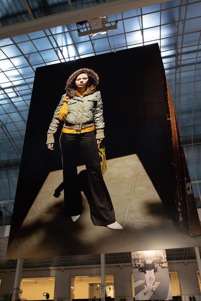 FOTO WIEN: Urbane Zonen/ Zones Urbaines (Festivalzentrale, 20.3. - 6.4.2019) https://fotowien.at/de/programme-2019/aktuelles-programm/urbane-zonen-zones-urbaines | Foto: eSeL Foto: eSeL.at - Lorenz Seidler