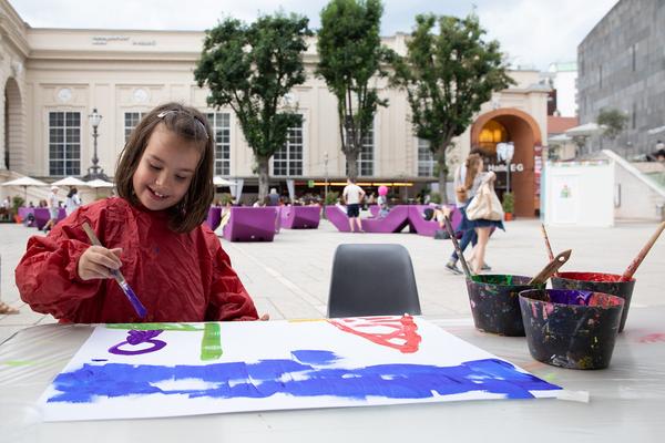 MuseumsQuartier: Zauber Farben Malstation - KinderKulturParcours (16.6.2018) https://www.mqw.at/programm/kinderkulturparcours | Foto: eSeL Foto: eSeL.at - Lorenz Seidler