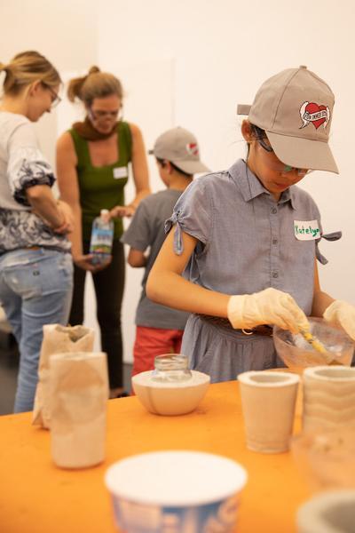 MuseumsQuartier: Beton Workshop @ AzW  - KinderKulturParcours (16.6.2018) https://www.mqw.at/programm/kinderkulturparcours | Foto: eSeL Foto: eSeL.at - Lorenz Seidler