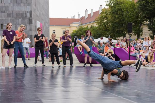 MuseumsQuartier:  SILK Fluegge - All Style - Kids Battle, Spiel & Erlebnis - KinderKulturParcours (17.6.2018) https://www.mqw.at/programm/kinderkulturparcours | Foto: eSeL.at - Joanna Pianka Foto: eSeL.at - Joanna Pianka