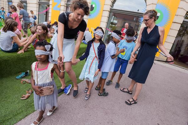 MuseumsQuartier: Blindenführung durchs MQ (via Architekturzentrum Wien, 17.6.2018) https://www.mqw.at/programm/kinderkulturparcours | Foto: eSeL.at - Joanna Pianka Foto: eSeL.at - Joanna Pianka