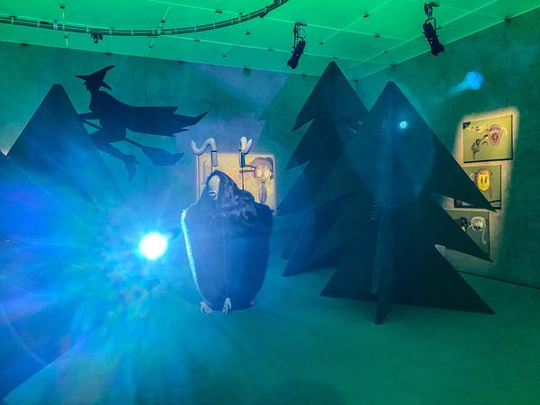 Kunsthaus Bregenz: Jakob Lena Knebl & 
Ashley Hans Scheirl - Seasonal Greetings (12.12.20 - 14.3.21 - currently closed due to Lockdown) https://www.kunsthaus-bregenz.at/ausstellungen/aktuelle-ausstellung/knebl-scheirl | Foto: eSeL